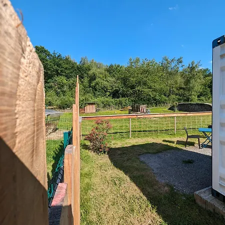 Au Ptit Bonheur De La Semoy Feriehus Les Hautes-Rivieres